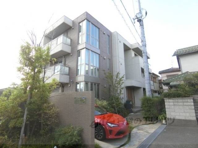 シャーメゾン南茨木外観写真1