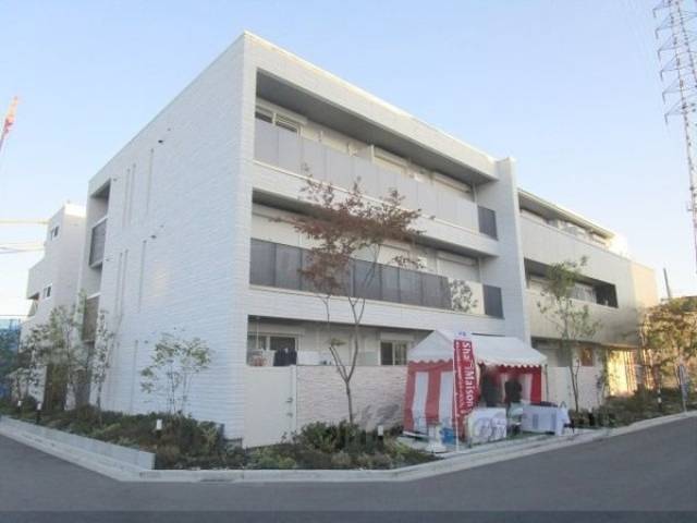 ラフィ　シャルール外観写真1