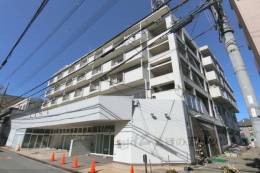 山崎第７マンション外観写真