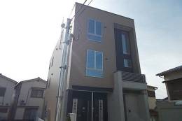 ソレイユ上野外観写真