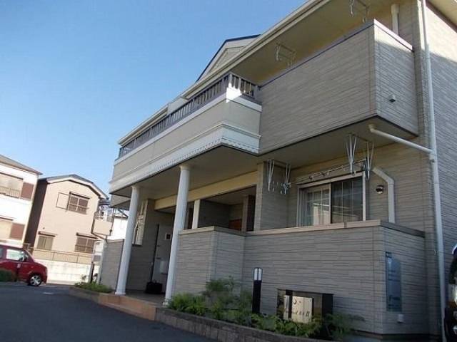 クレセント茨木II外観写真1