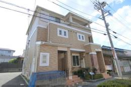 グッドウェリング上ノ坂外観写真