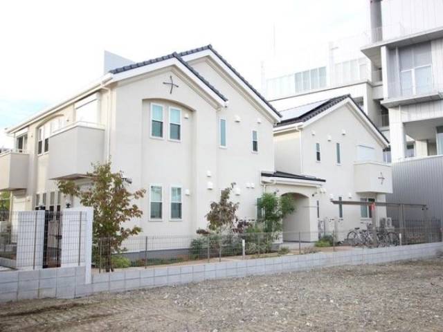 グリュック ガッセ外観写真1