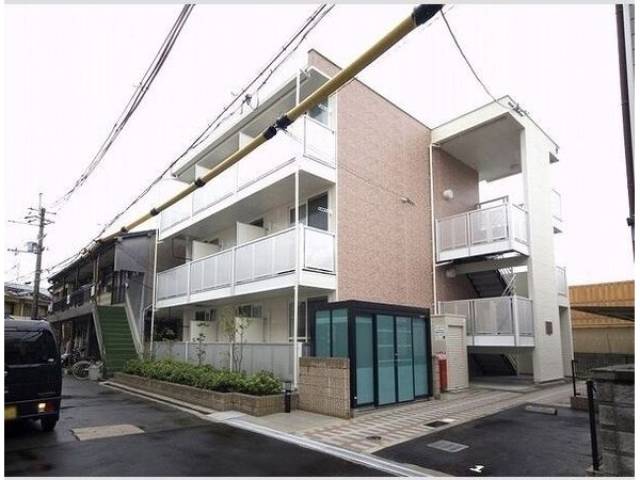 レオパレスすみれ外観写真2