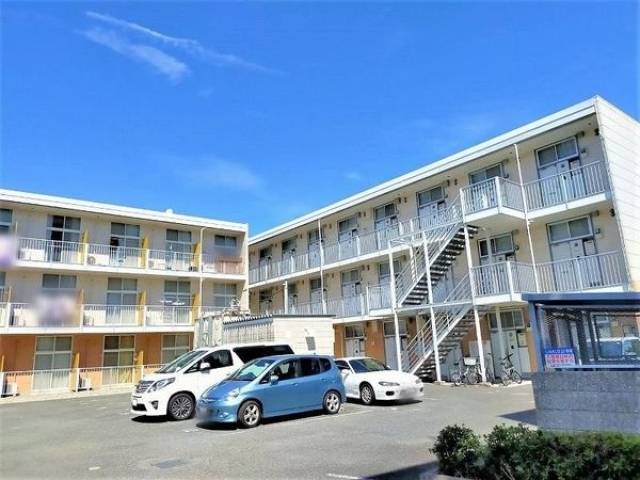 レオパレス上穂積外観写真1