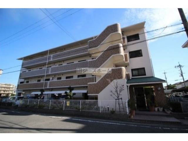 ロイヤルシャトー外観写真2