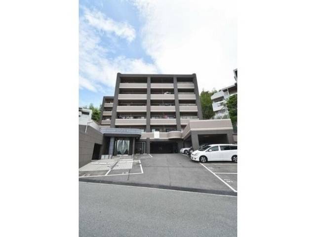 ドミール千里外観写真2