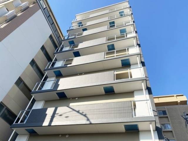 Ｖ−ランコントル吹田外観写真1