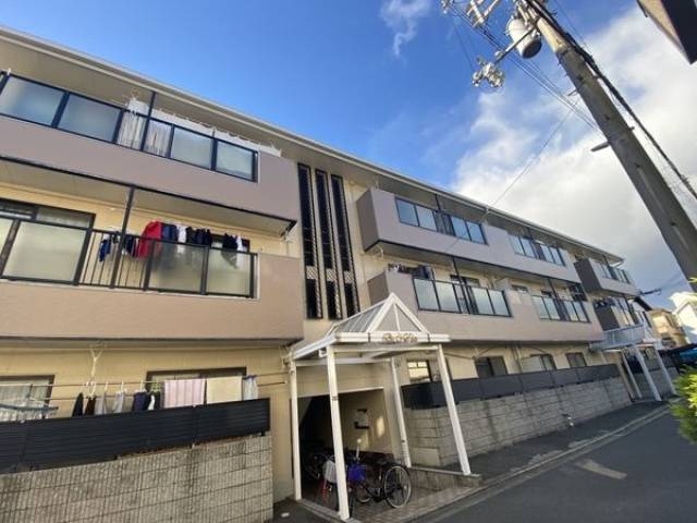 ドゥ・ネフリエ－ル外観写真2