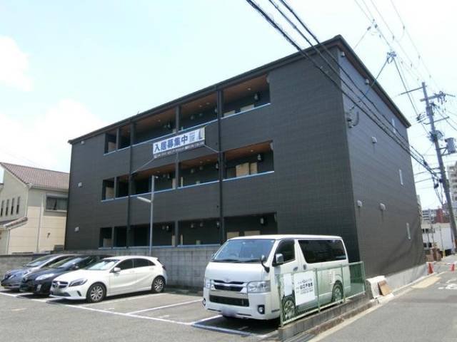 ベリッシモ春日外観写真1
