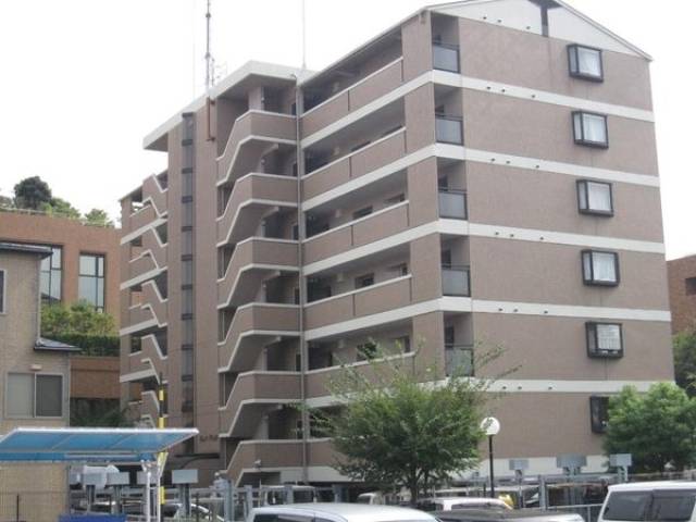 イーストフィールド外観写真1