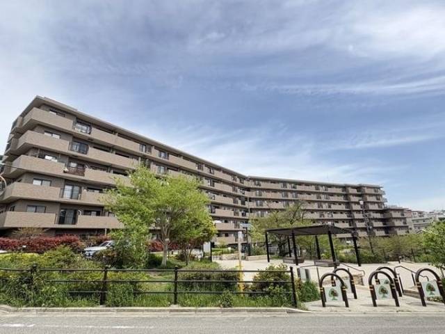 グランアークス千里山外観写真1