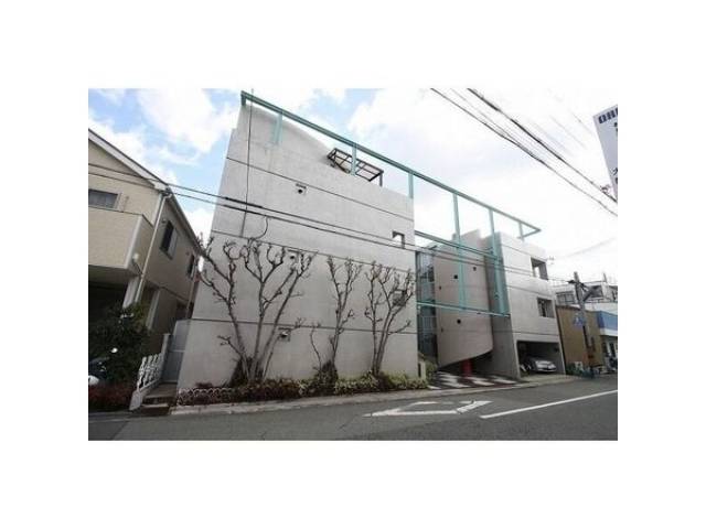 サラダボウル外観写真1