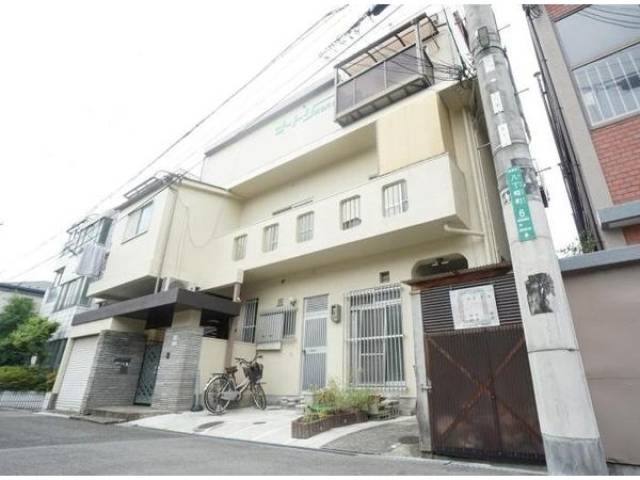 オートリマンション外観写真1