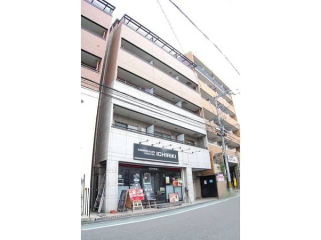 アズビー千里山外観写真1