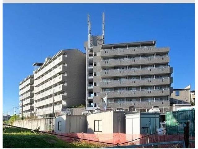 Gran Pino 春日外観写真2