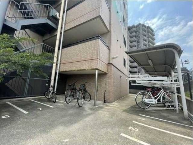 レクシア江坂外観写真2