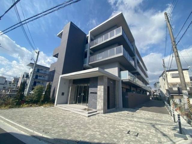 WISTERIA(ウェスタリア)外観写真1