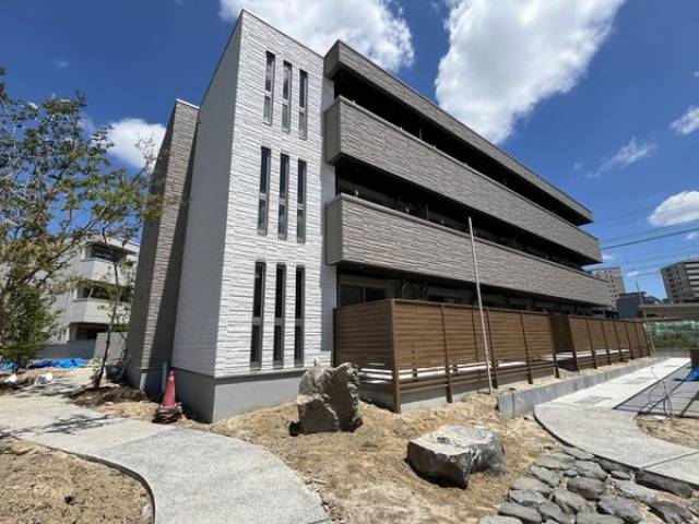 シャーメゾンステージ茨木春日外観写真1