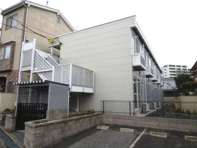 レオパレスアルテミス外観写真1