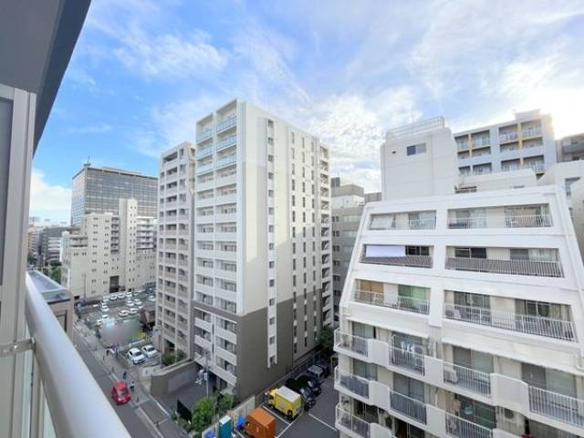 セレニテ江坂ミラク外観写真2