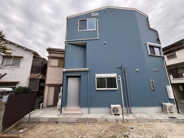 フォレスト高槻外観写真1