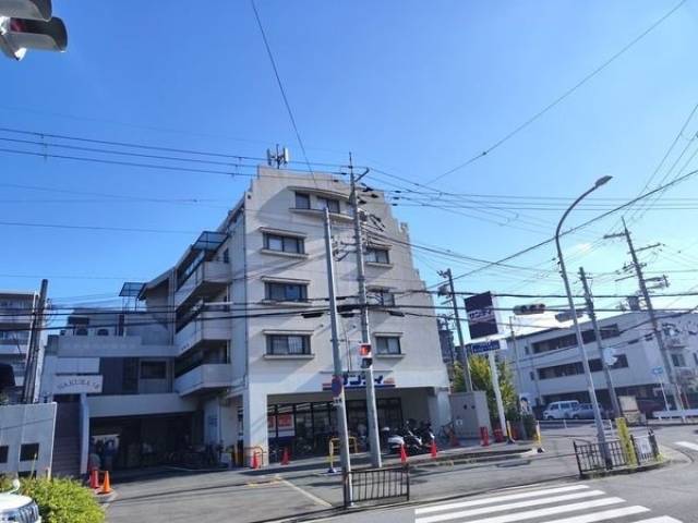 メゾンサクラ16期外観写真1