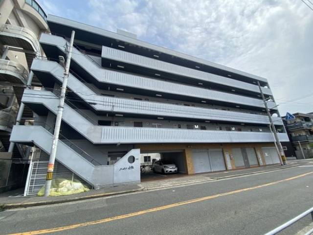 ハイツ小松外観写真1