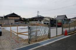 沢良宜浜３丁目アパート（０２７８６３２０１）外観写真