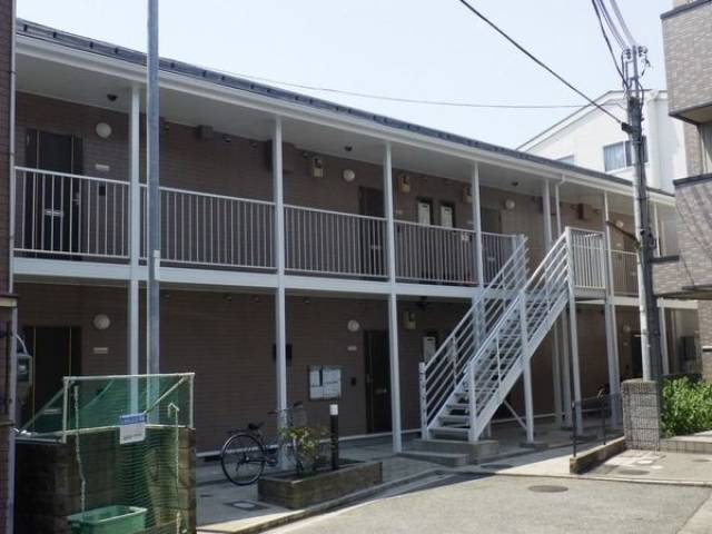 レオパレスアズール新大阪外観写真1