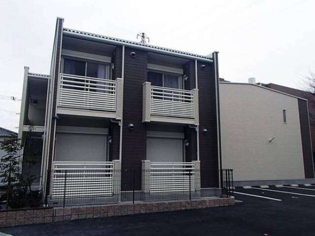 レオネクストカサベルテ外観写真1