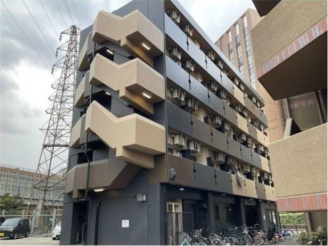 カムネス経大前外観写真1