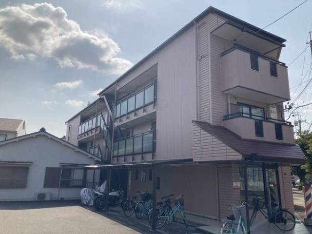 ハイツ吉田外観写真1
