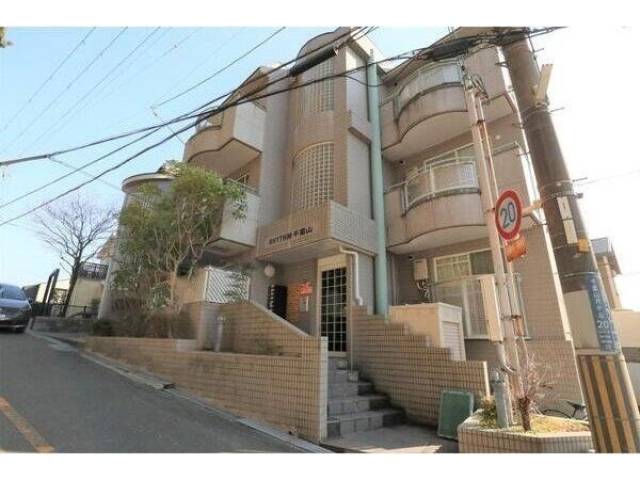 RHYTHM千里山外観写真1