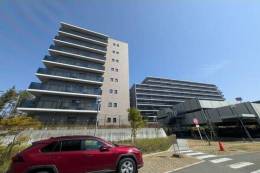 ジオ北千里藤白台B棟外観写真