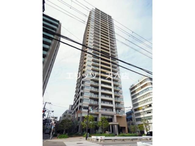 アデニウムタワー梅田外観写真2