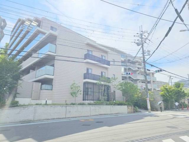 ガーデンパレス吹田千里丘BRIGHT 209号室外観写真1