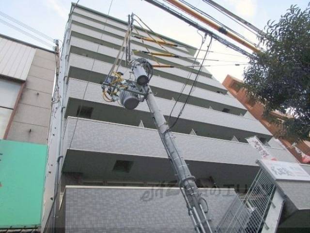 ロイヤルクィーンズパーク吹田片山町外観写真2