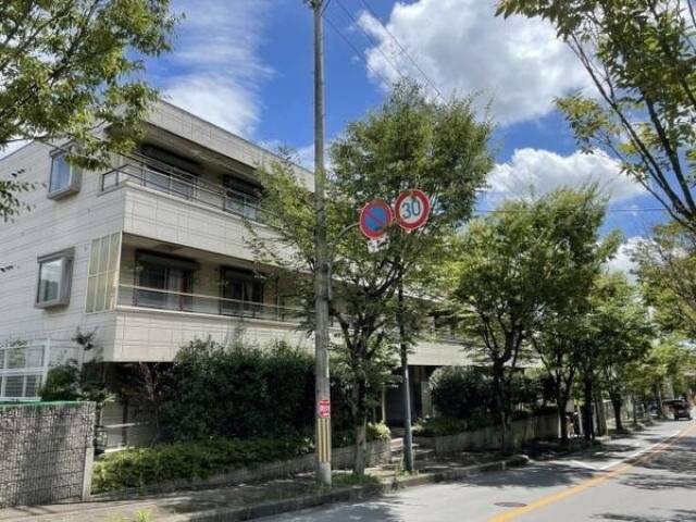 アニマン高槻阿武山外観写真1