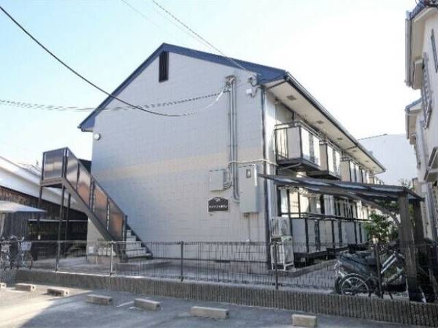 ハイツシャルマン外観写真1