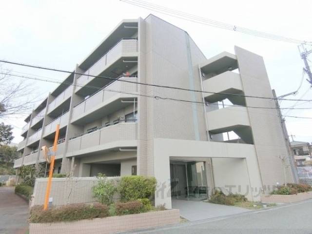 レシェンテ耳原外観写真1