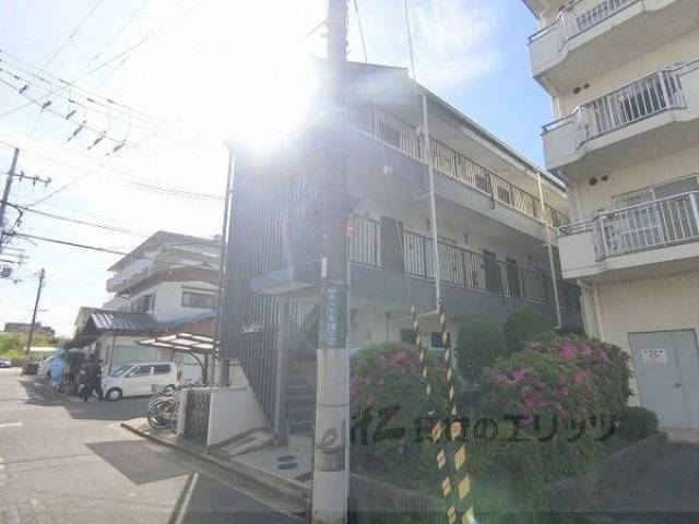 フローレスシャトー外観写真2