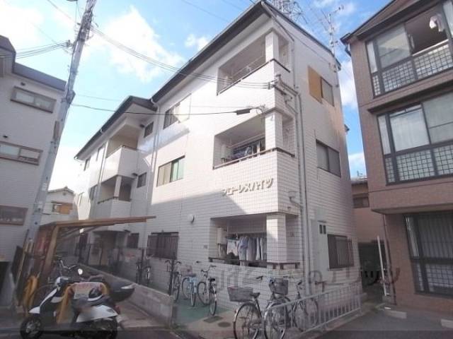 フローレスハイツ外観写真1