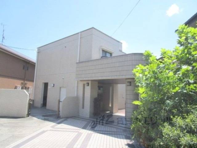 エスポワール高槻外観写真1