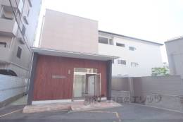 芥川マンション外観写真