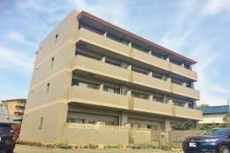 クローヴェーサウスタカハマ外観写真