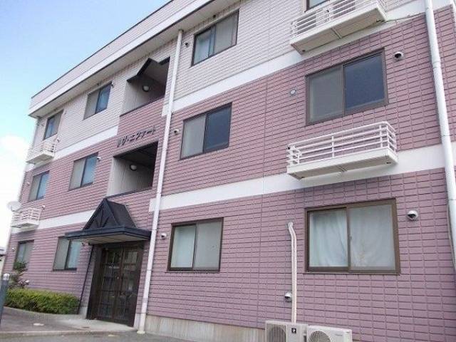 リヴ・エファート外観写真1