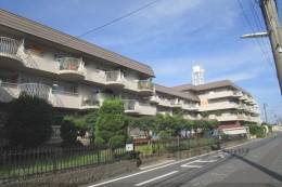 阪急上牧ドリームマンション外観写真