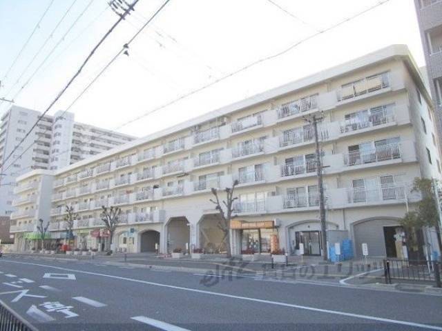 シャルマンコーポ摂津富田外観写真1