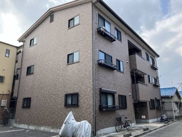サンメゾン外観写真2